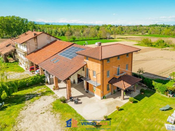 casa indipendente in vendita a Cuneo in zona Spinetta