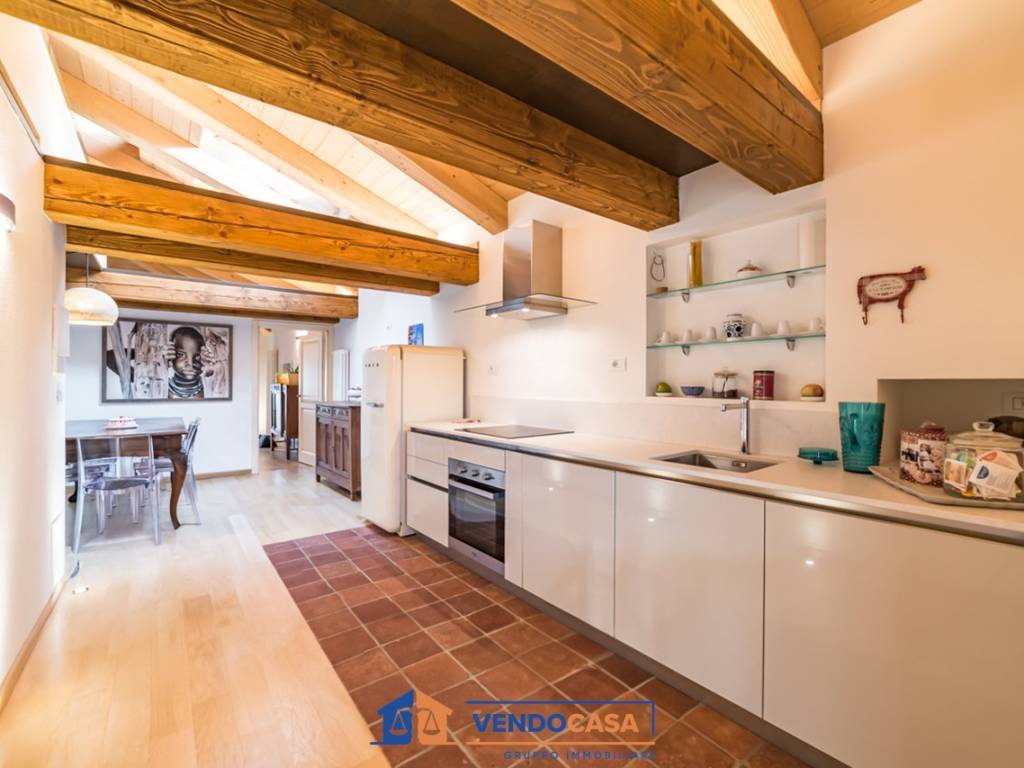 appartamento in vendita a Cuneo in zona Centro Città