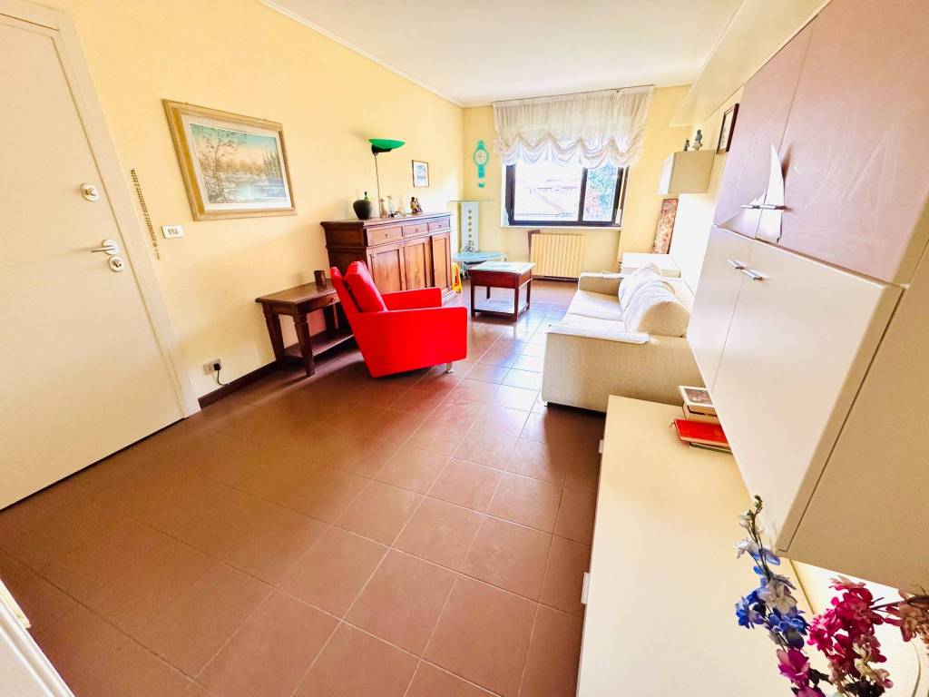 appartamento in vendita a Cuneo in zona San Rocco Castagnaretta