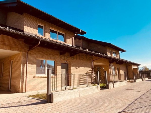 casa indipendente in vendita a Cuneo
