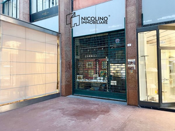 negozio in vendita a Cuneo in zona Centro Città
