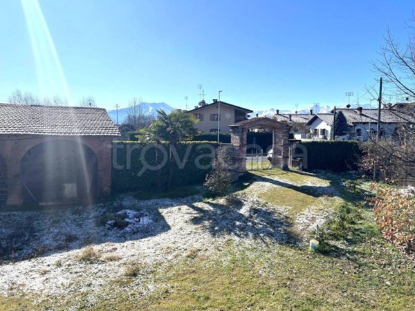 casa indipendente in vendita a Cuneo in zona Roata Rossi