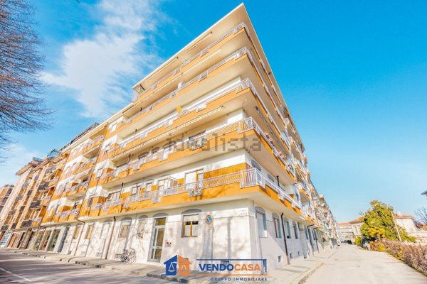 appartamento in vendita a Cuneo in zona Centro Città