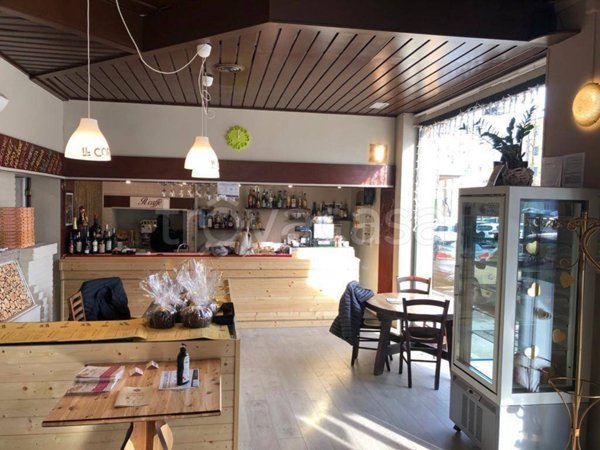 negozio in vendita a Cuneo in zona Centro Città