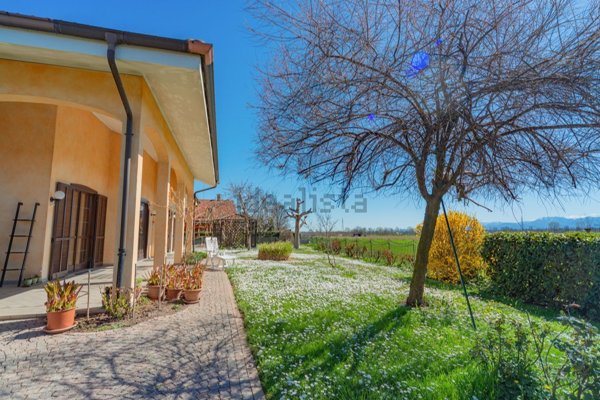 casa indipendente in vendita a Cuneo in zona San Pietro del Gallo