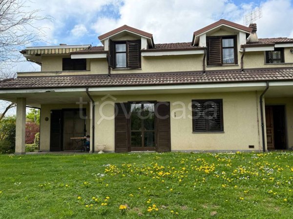 casa indipendente in vendita a Cuneo in zona Madonna dell'Olmo