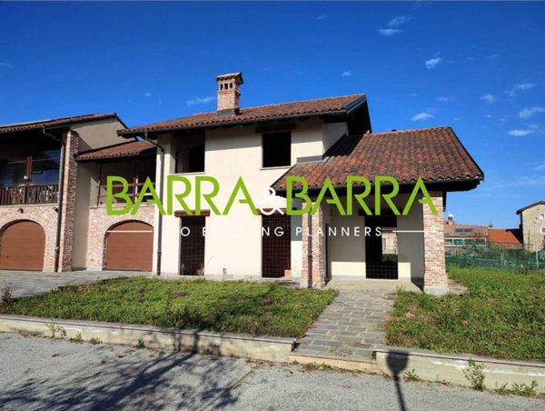 casa indipendente in vendita a Cuneo in zona Spinetta