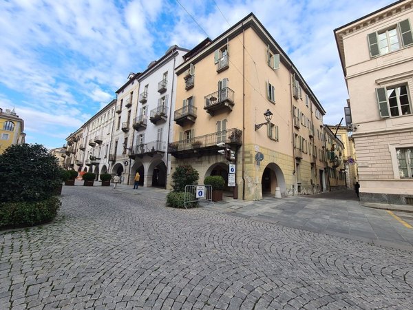 appartamento in vendita a Cuneo in zona Centro Città