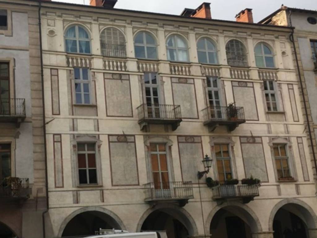 appartamento in vendita a Cuneo in zona Centro Città