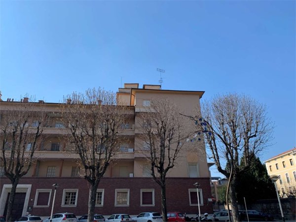 appartamento in vendita a Cuneo in zona Centro Città