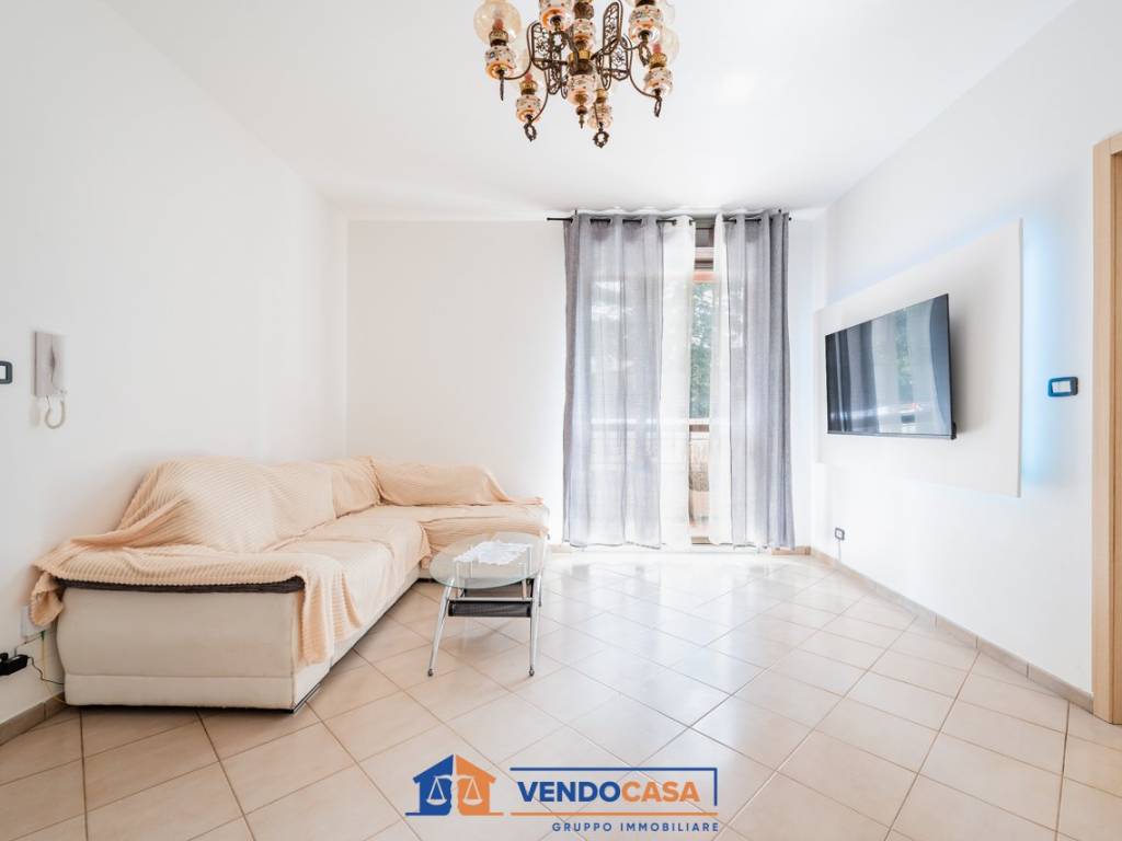 appartamento in vendita a Cuneo in zona San Rocco Castagnaretta