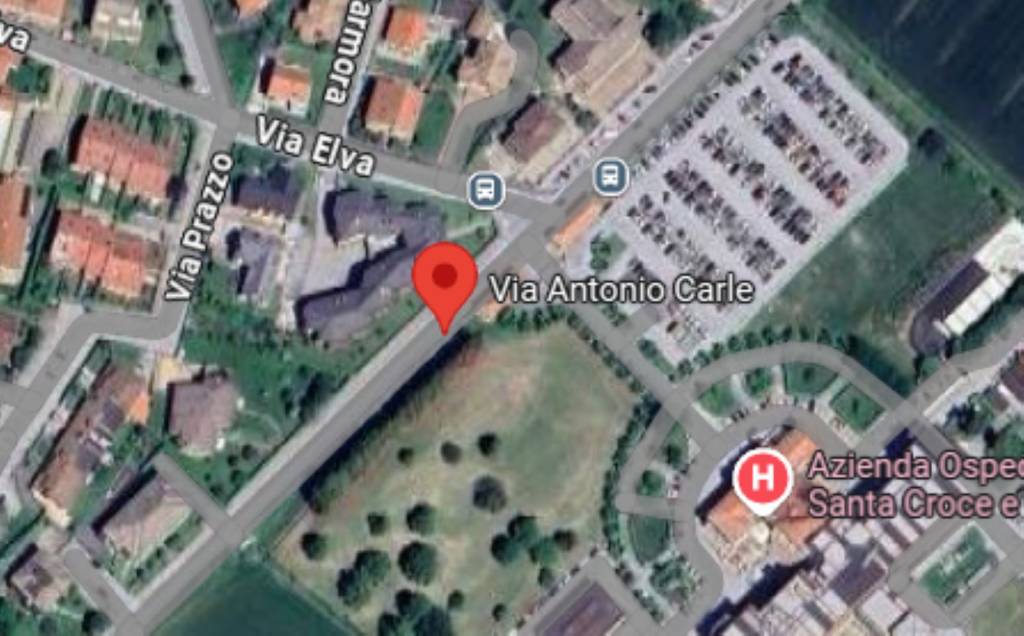negozio in vendita a Cuneo in zona Confreria