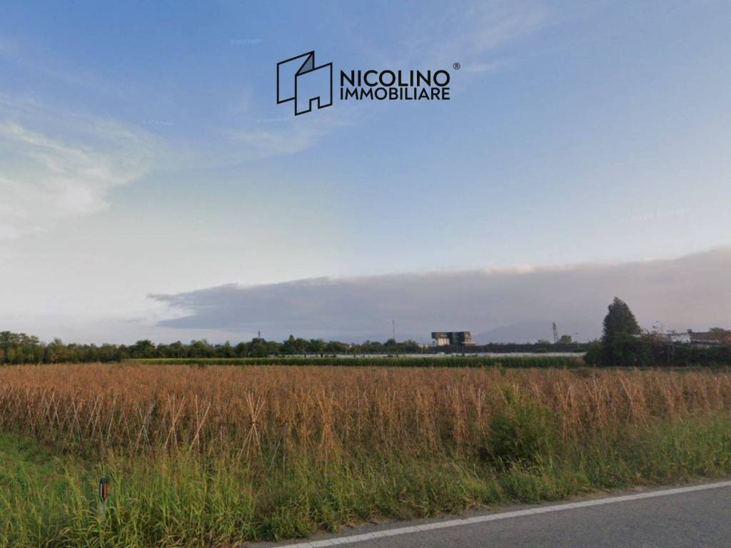 terreno edificabile in vendita a Cuneo in zona Madonna dell'Olmo