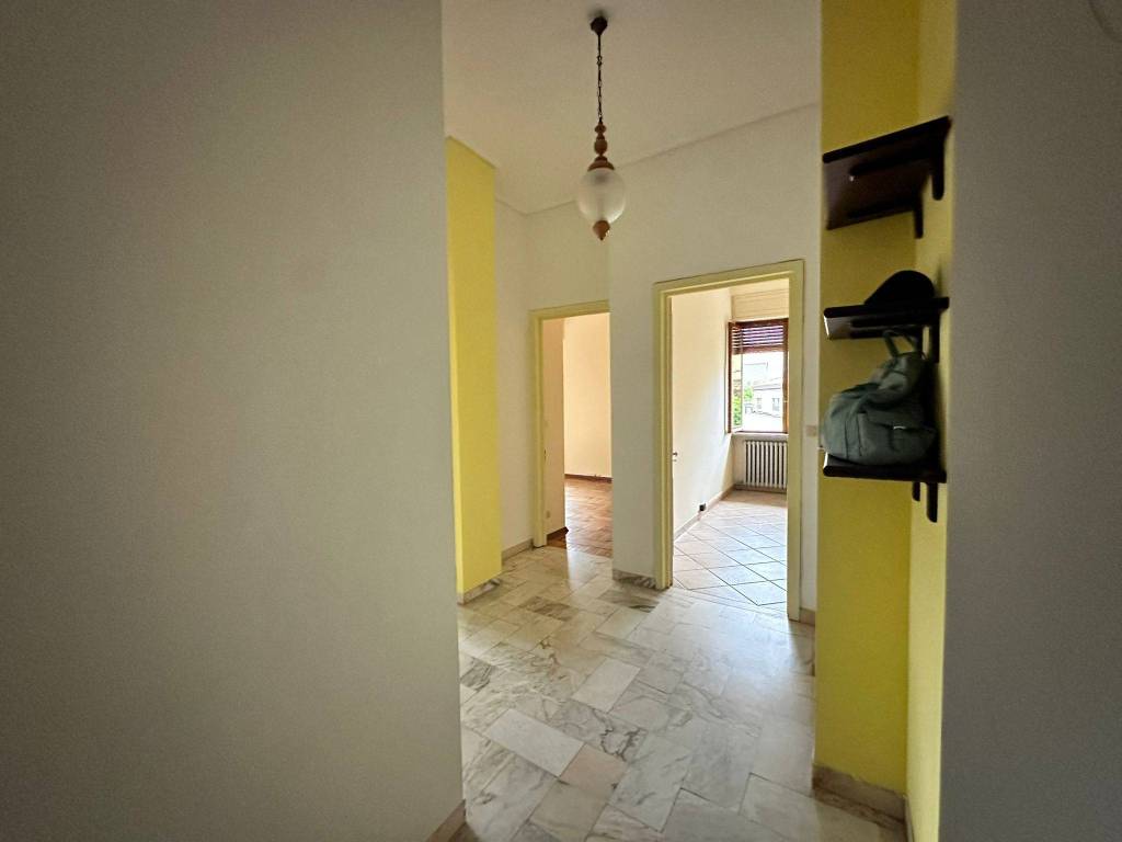 appartamento in vendita a Cuneo in zona San Rocco Castagnaretta