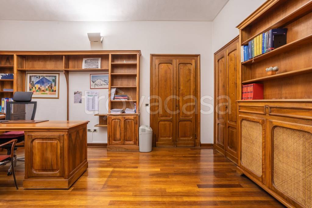 appartamento in vendita a Cuneo in zona Centro Città