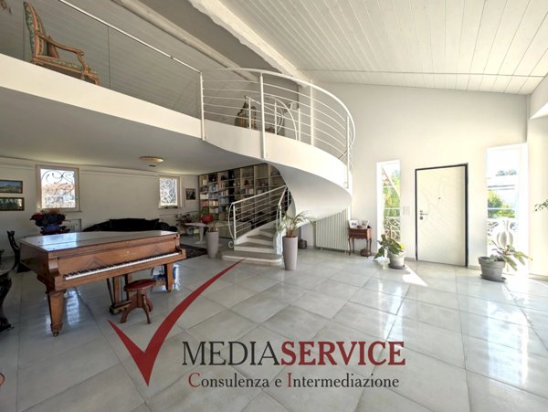casa indipendente in vendita a Cuneo in zona Madonna delle Grazie
