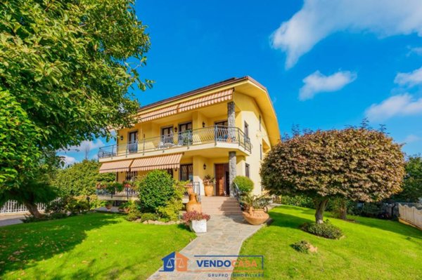 casa indipendente in vendita a Cuneo in zona Borgo San Giuseppe