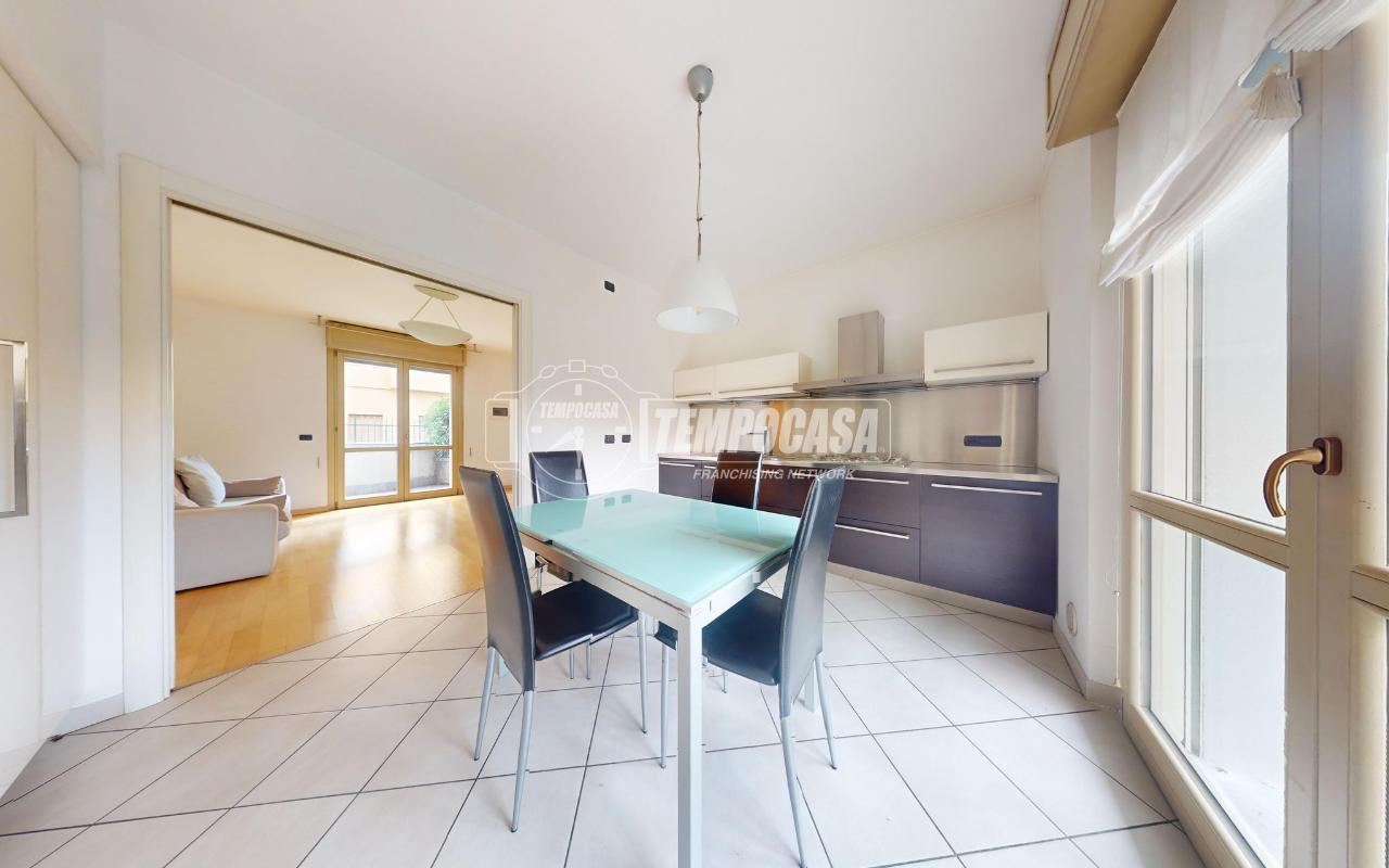 appartamento in vendita a Cuneo in zona Viale degli Angeli