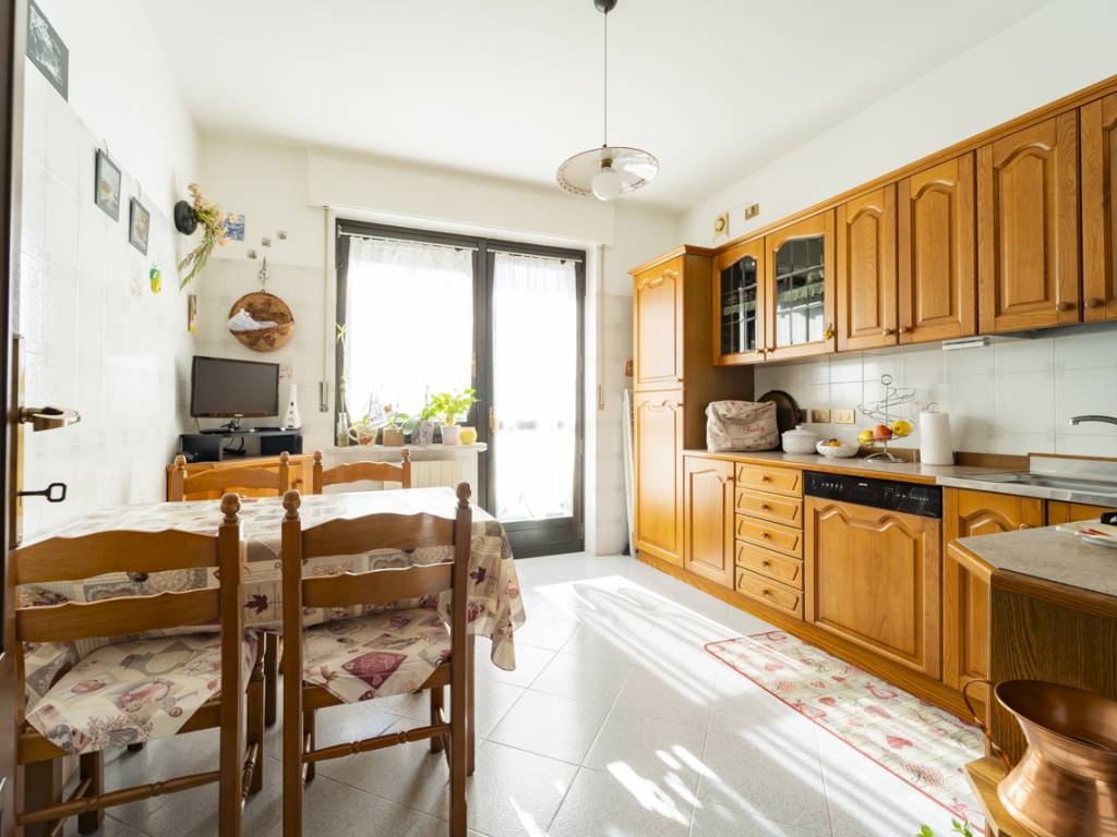 appartamento in vendita a Cuneo in zona San Rocco Castagnaretta