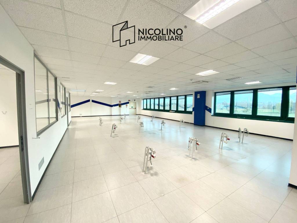 ufficio in vendita a Cuneo in zona San Rocco Castagnaretta