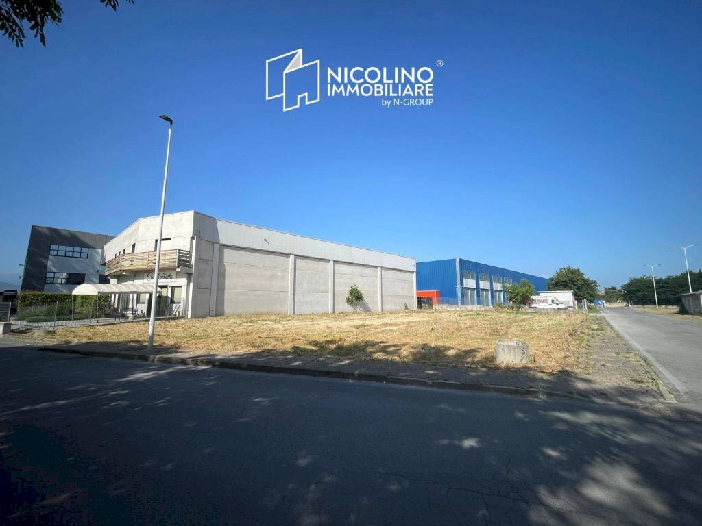 terreno edificabile in vendita a Cuneo