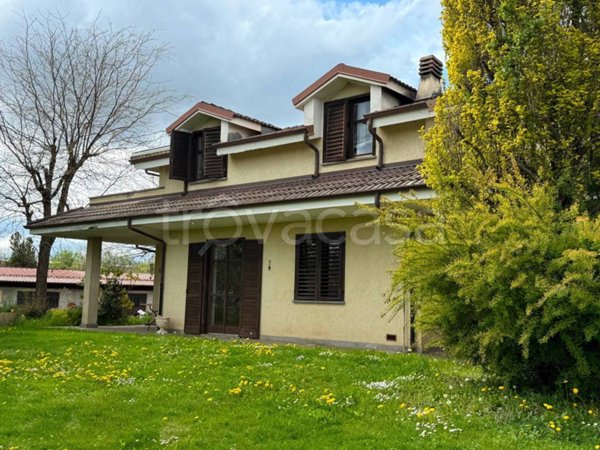 casa indipendente in vendita a Cuneo in zona Madonna dell'Olmo
