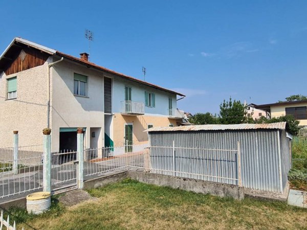 casa indipendente in vendita a Cuneo in zona Madonna delle Grazie