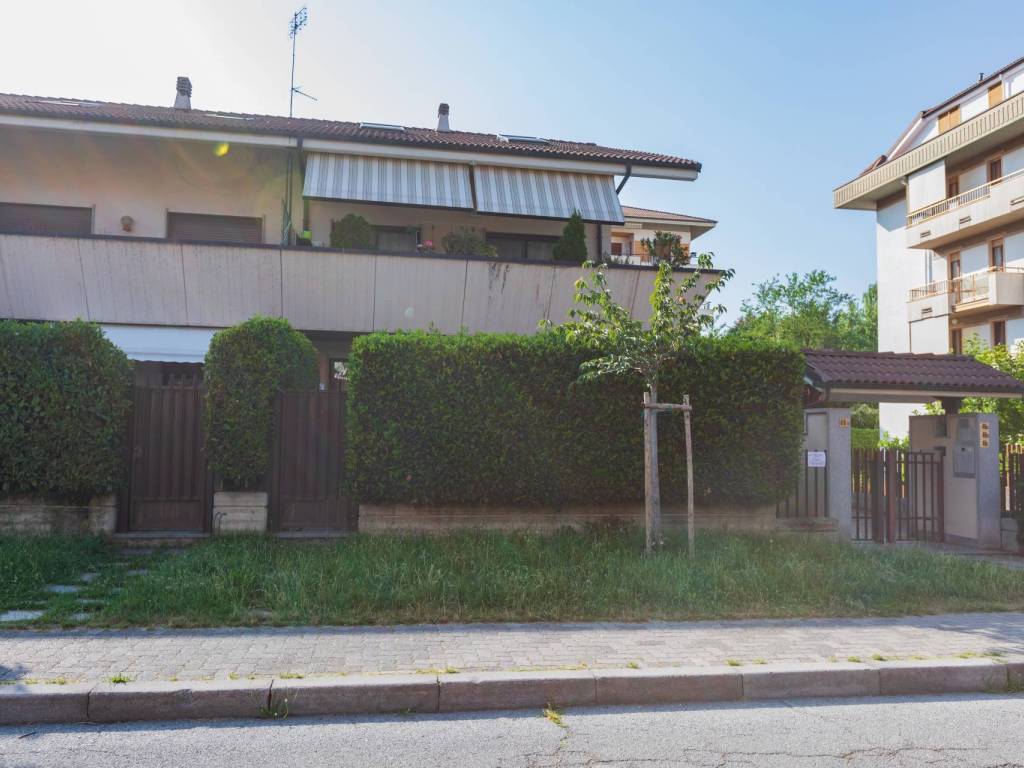 appartamento in vendita a Cuneo in zona San Rocco Castagnaretta