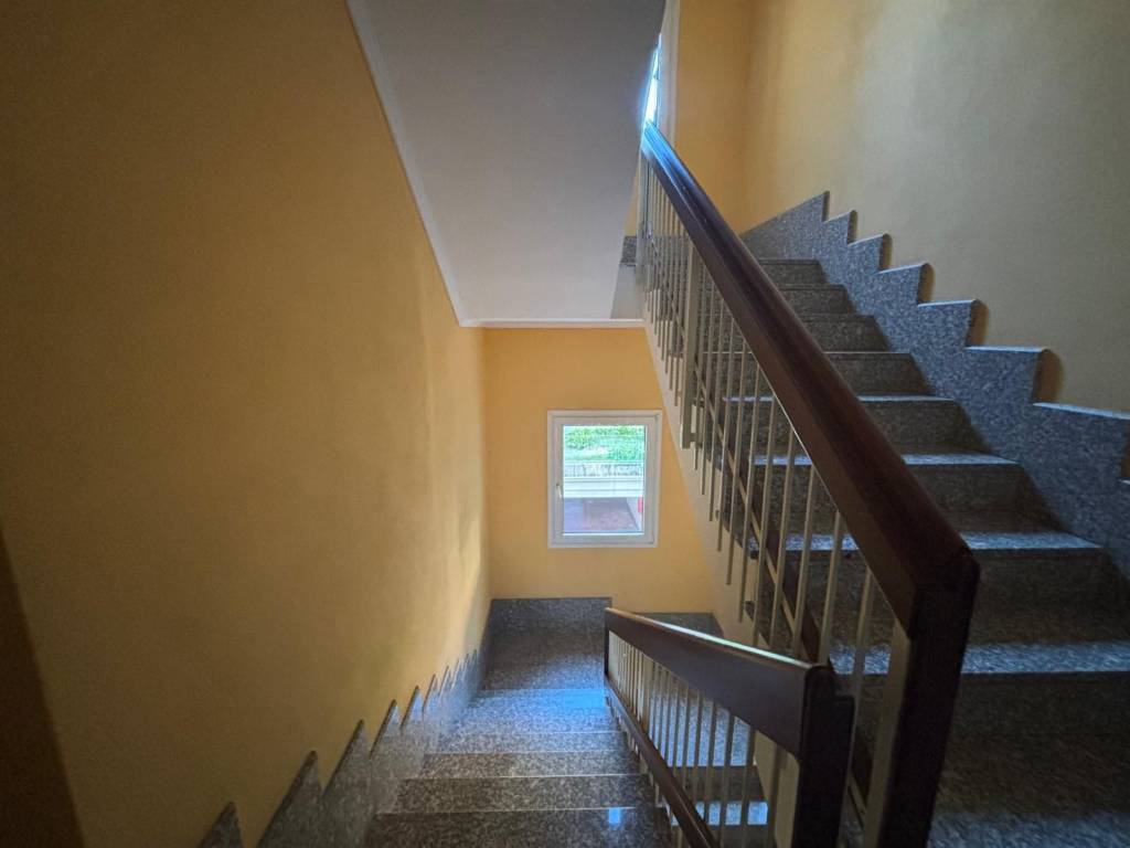 appartamento in vendita a Cuneo in zona San Rocco Castagnaretta