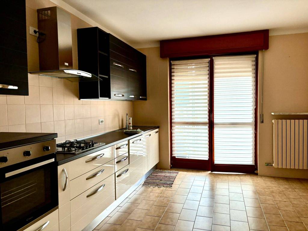 appartamento in vendita a Cuneo in zona Centro Città