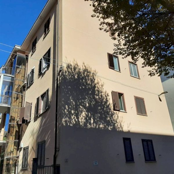 appartamento in vendita a Cuneo in zona San Rocco Castagnaretta