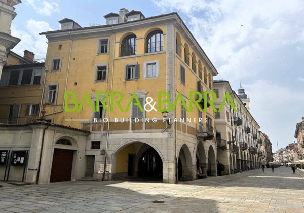 appartamento in vendita a Cuneo in zona Centro Città