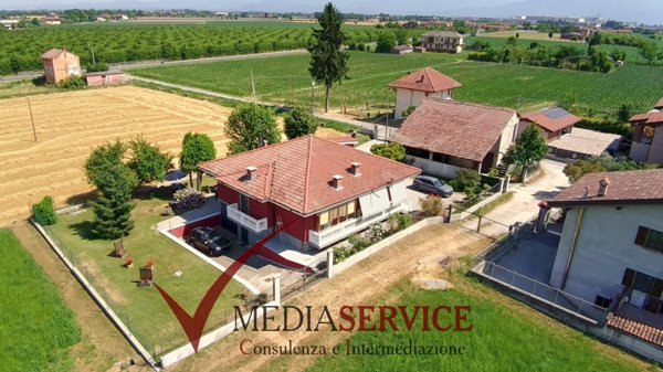 casa indipendente in vendita a Cuneo in zona Madonna dell'Olmo