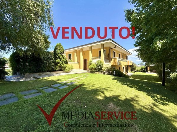 casa indipendente in vendita a Cuneo in zona Spinetta