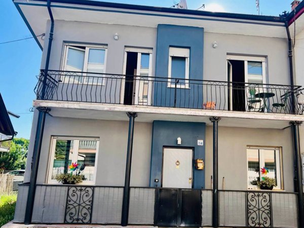 casa indipendente in vendita a Cuneo in zona Roata Rossi