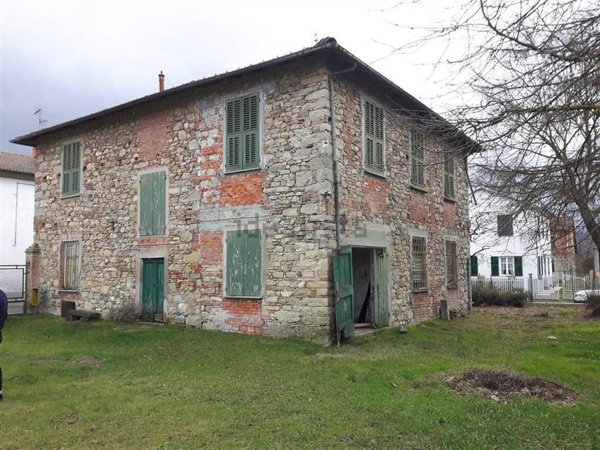 casa indipendente in vendita a Cuneo in zona Borghetto