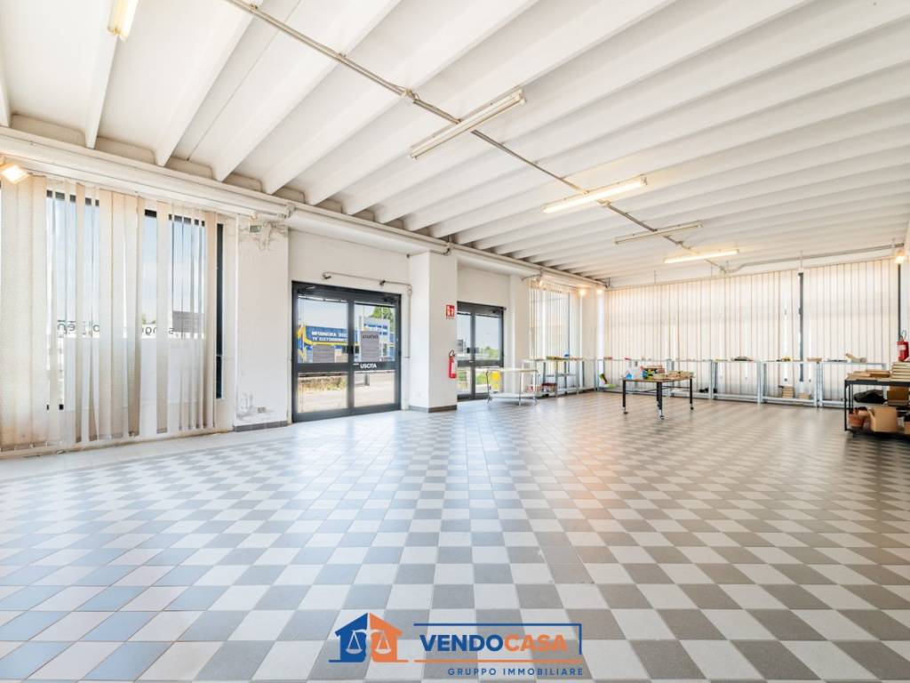 appartamento in vendita a Cuneo in zona San Rocco Castagnaretta