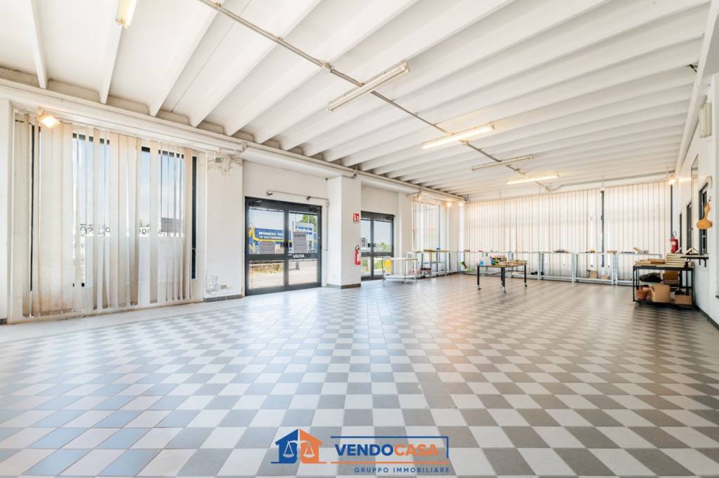appartamento in vendita a Cuneo in zona San Rocco Castagnaretta