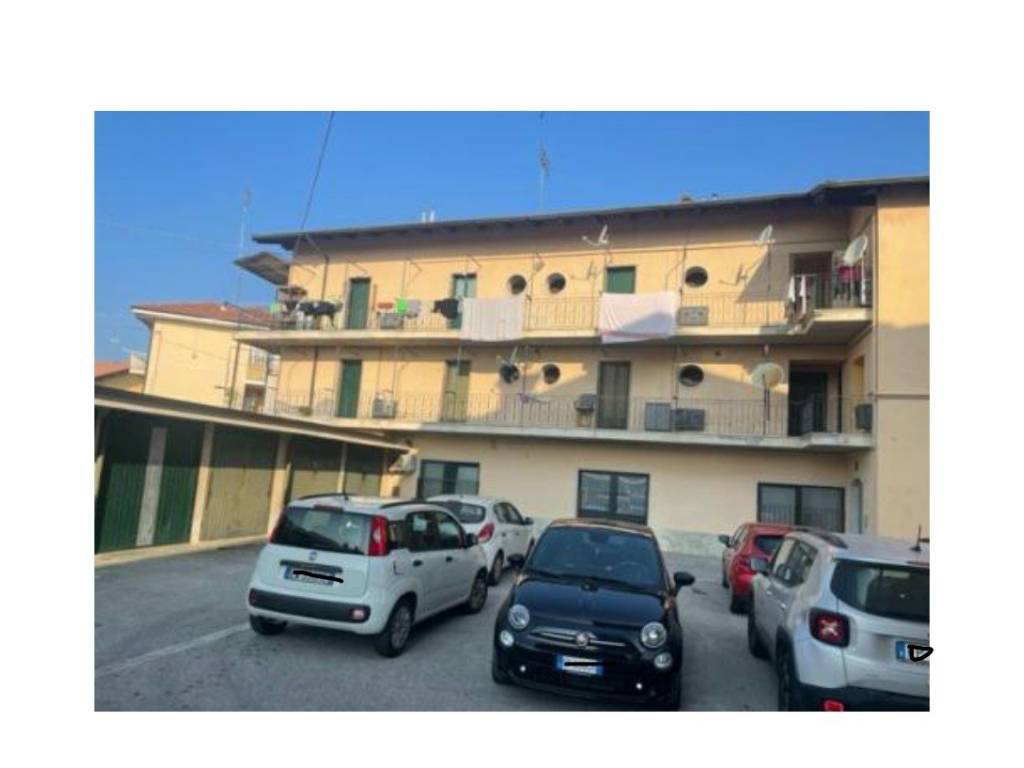 appartamento in vendita a Cuneo in zona Confreria