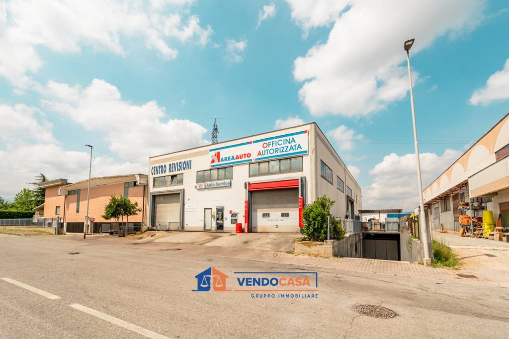 appartamento in vendita a Cuneo in zona San Rocco Castagnaretta