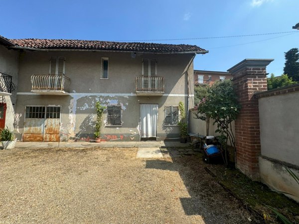 casa indipendente in vendita a Cuneo