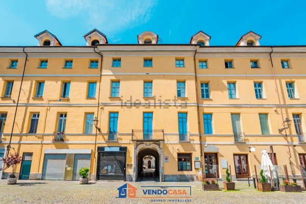 appartamento in vendita a Cuneo in zona Centro Città