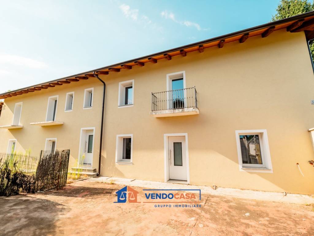 casa indipendente in vendita a Cuneo in zona Madonna dell'Olmo