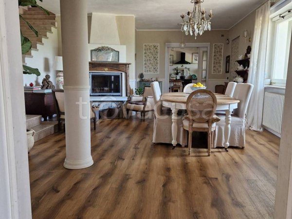 casa indipendente in vendita a Cuneo in zona Madonna delle Grazie