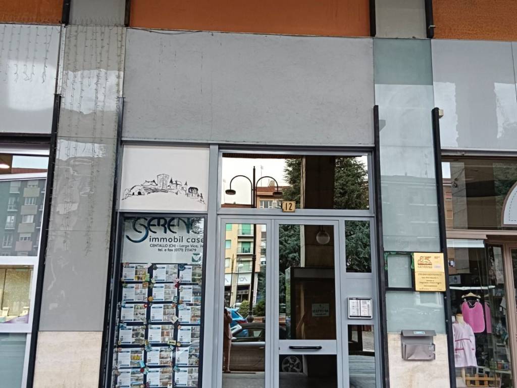 ufficio in vendita a Cuneo in zona Centro Città