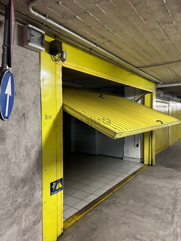 box auto in vendita a Cuneo in zona Piazza Boves