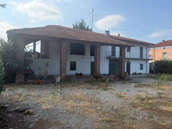 casa indipendente in vendita a Cuneo in zona Madonna dell'Olmo