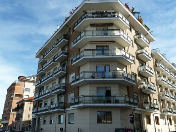 appartamento in vendita a Cuneo in zona Centro Città
