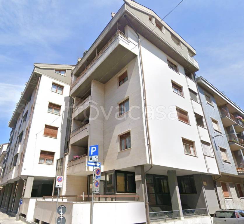 appartamento in vendita a Cuneo in zona Centro Città