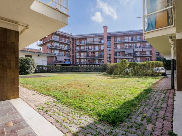 appartamento in vendita a Cuneo in zona San Rocco Castagnaretta